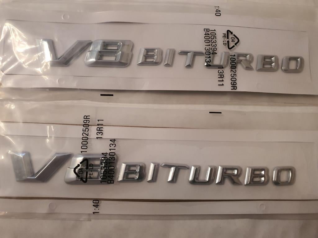 Mercedes v8biturbo spatbord logo's chroom of blinkend zwart, Nieuw, Ophalen of Verzenden, Spatbord, Links