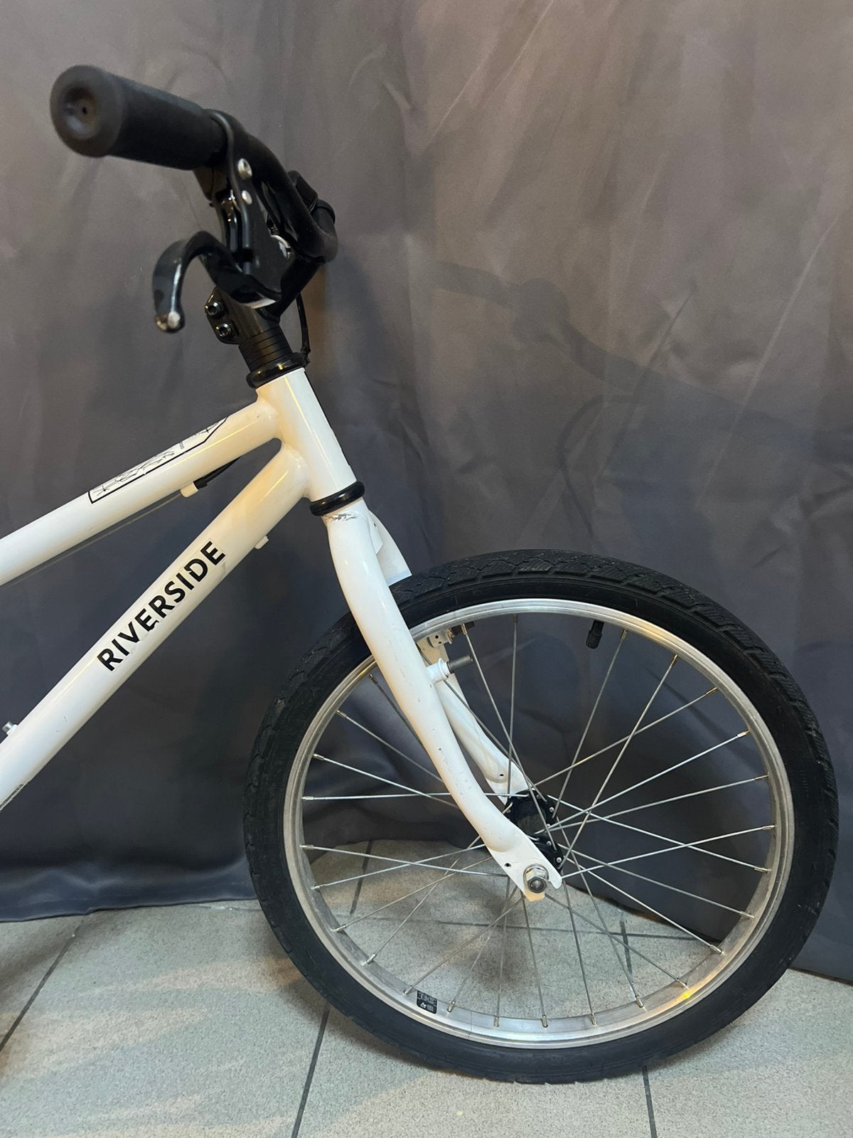 Vélo hybride BTWIN pour enfants 100 x 20 pouces 6-9 ans, Vélos & Vélomoteurs, Enlèvement ou Envoi, Comme neuf, 20 pouces