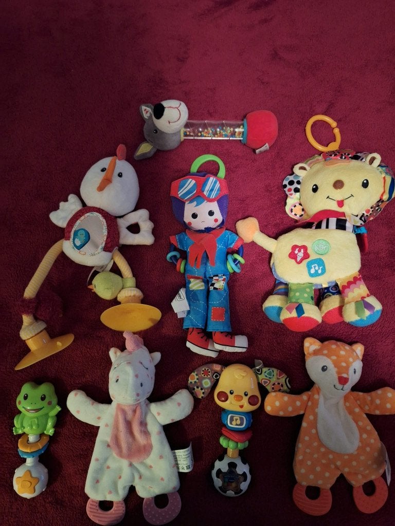 lot jouets bébé de marque, Enfants & Bébés, Enlèvement, Utilisé