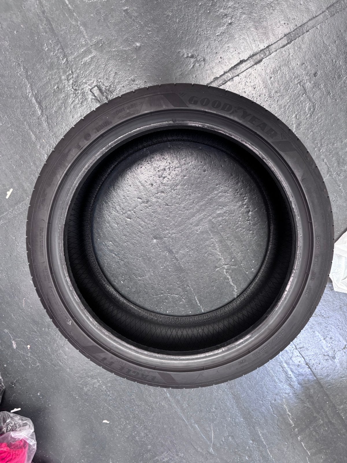 1 GoodYear 18 inch band te koop, Ophalen, Gebruikt