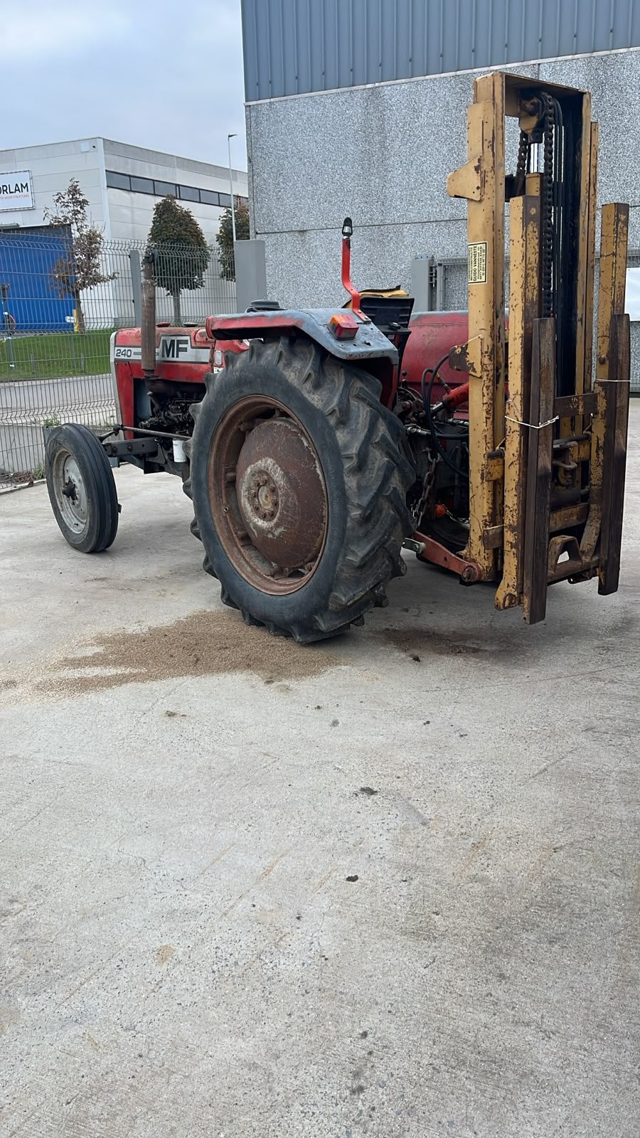 Massey ferguson 240, Zakelijke goederen, Ophalen of Verzenden, Massey Ferguson