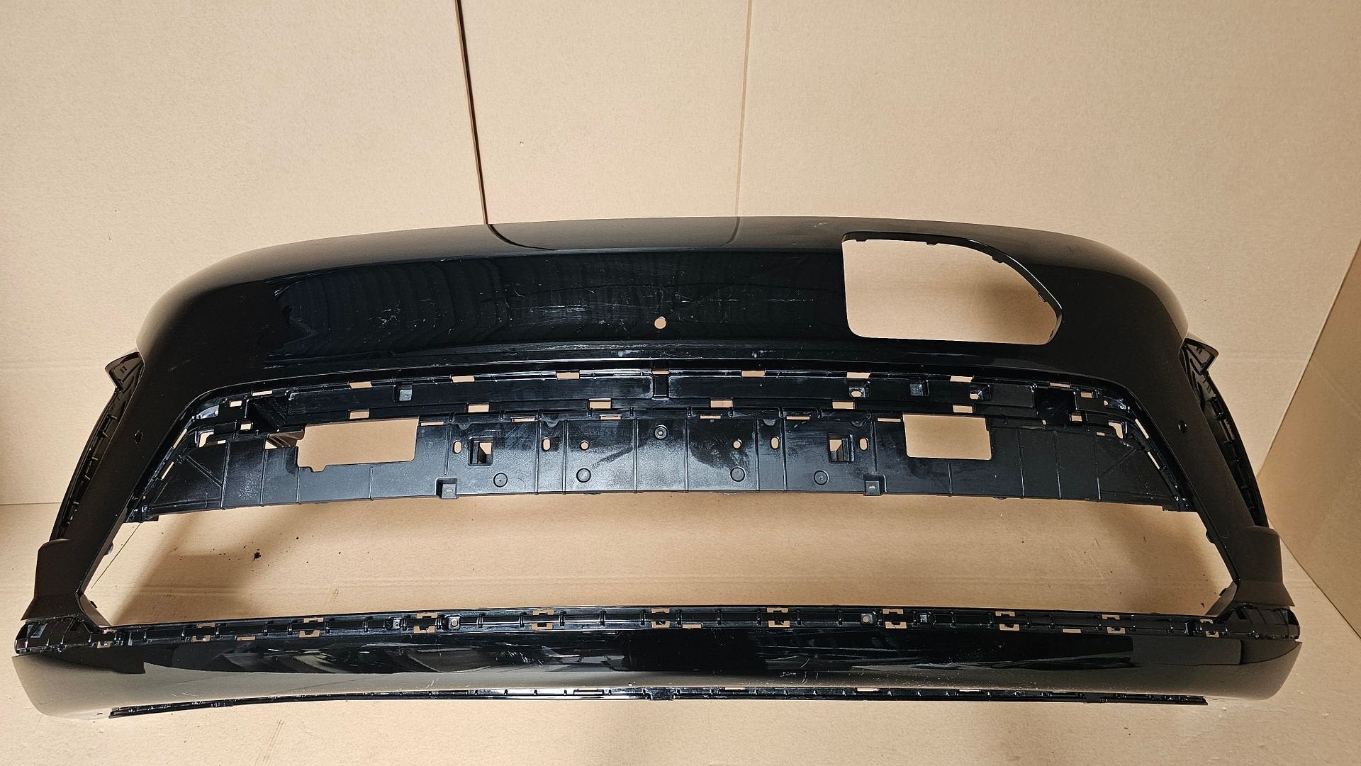 Voorbumper Hyundai Kona 2 II EV SX2 ORIGINEEL 86511-HF010, Gebruikt, -, Voor, Ophalen of Verzenden