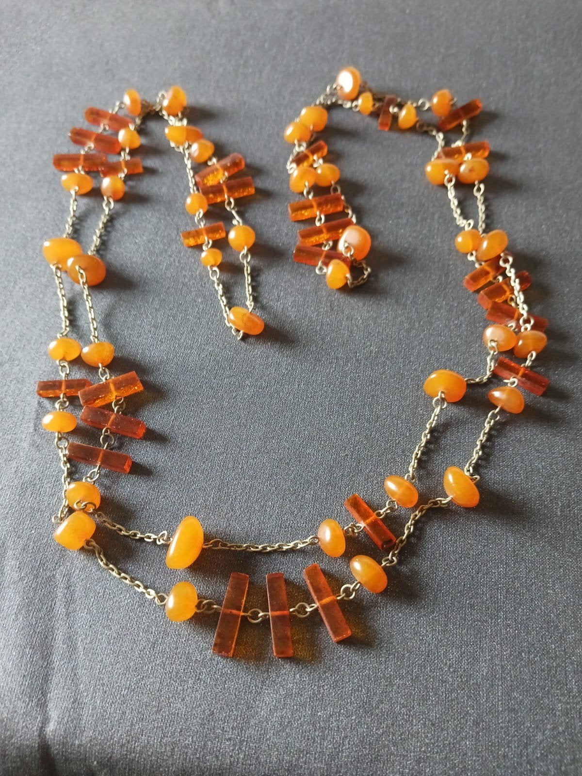 Long collier en ambre de la Baltique vintage, Ophalen
