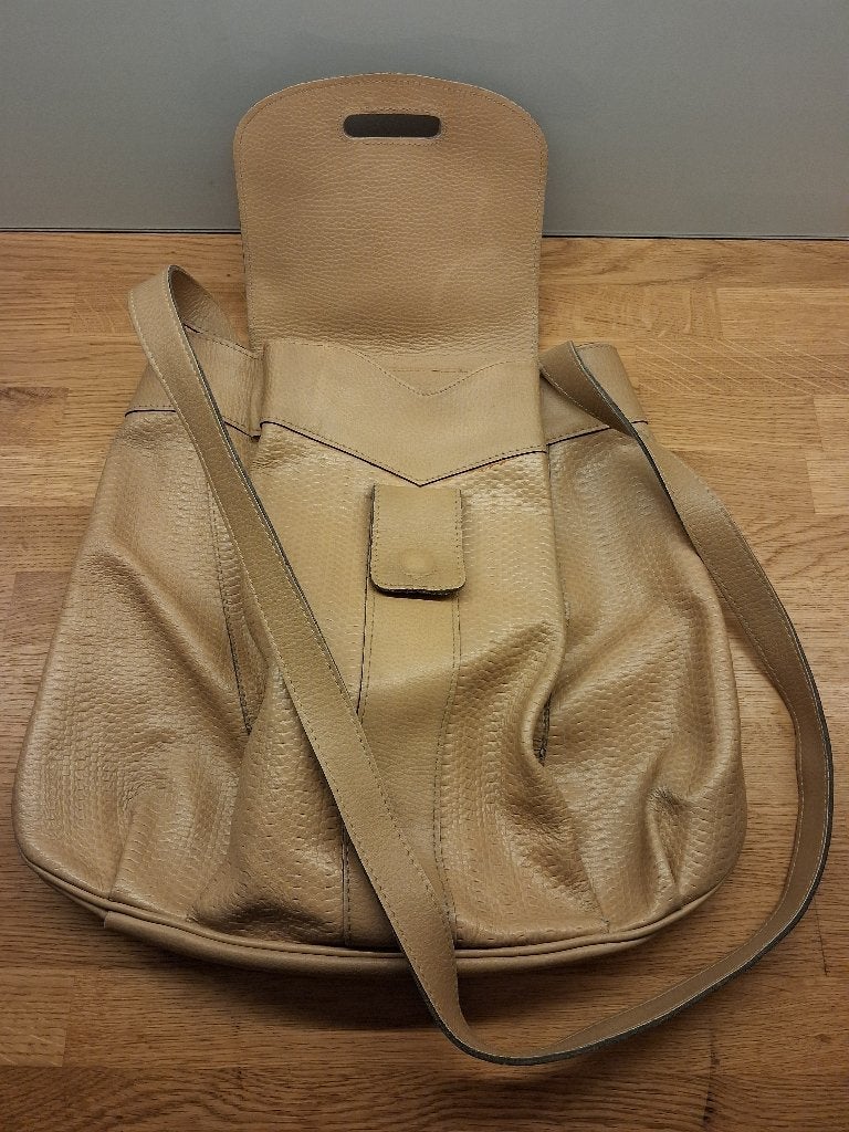 Grand sac cabas épaule en CUIR VÉRITABLE martelé, Enlèvement, Utilisé, Beige, Sac à main