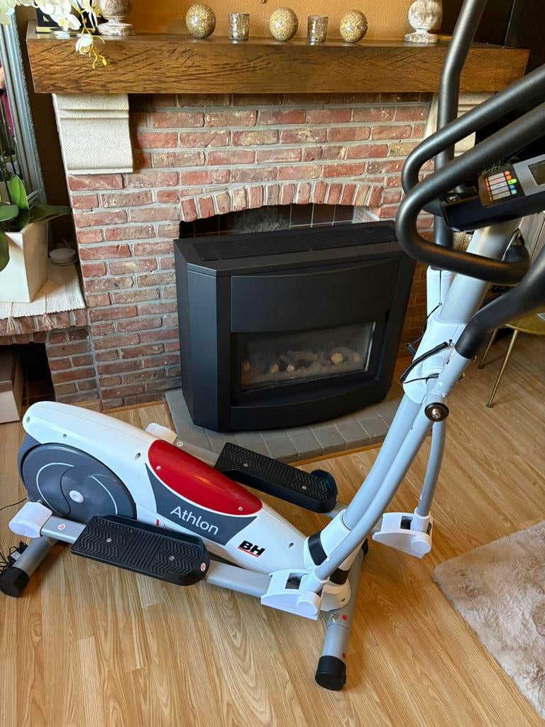 BH Athlon Crosstrainer ZG staat! Als nieuw ‘Compact ‘, Sport en Fitness, Ophalen of Verzenden, Zo goed als nieuw, Crosstrainer