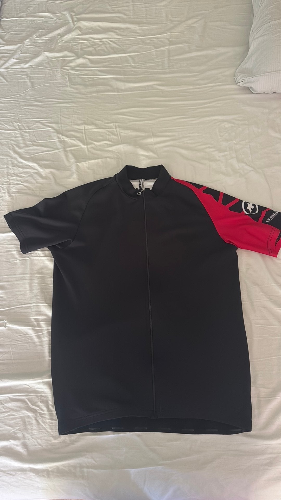 Assos Mille shirt - zwart/rood/wit -XL, Fietsen en Brommers, Fietsaccessoires | Fietskleding, Ophalen, Zo goed als nieuw