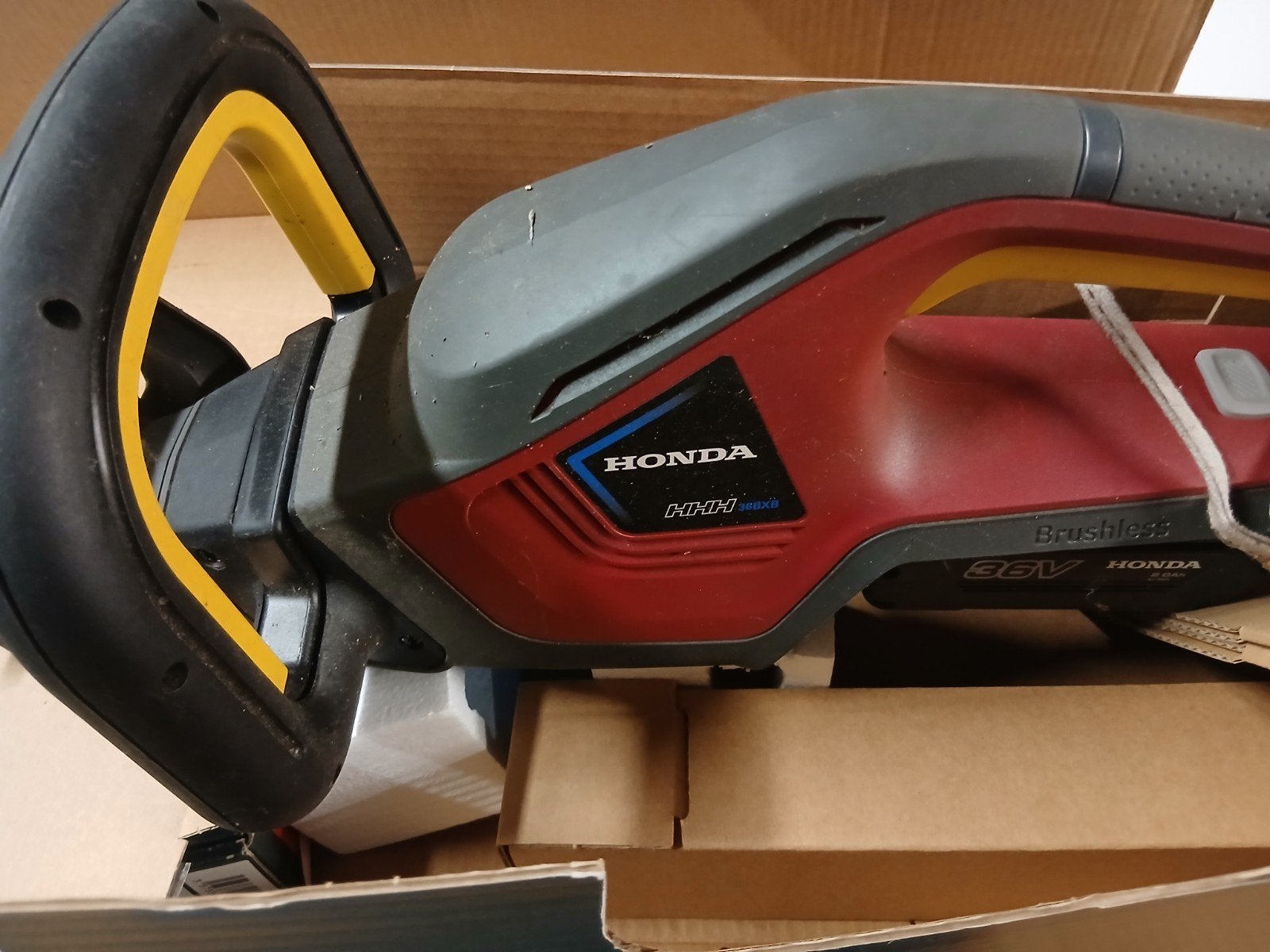 Honda haagschaar op batterij 36 V, Tuin en Terras, Ophalen, Zo goed als nieuw