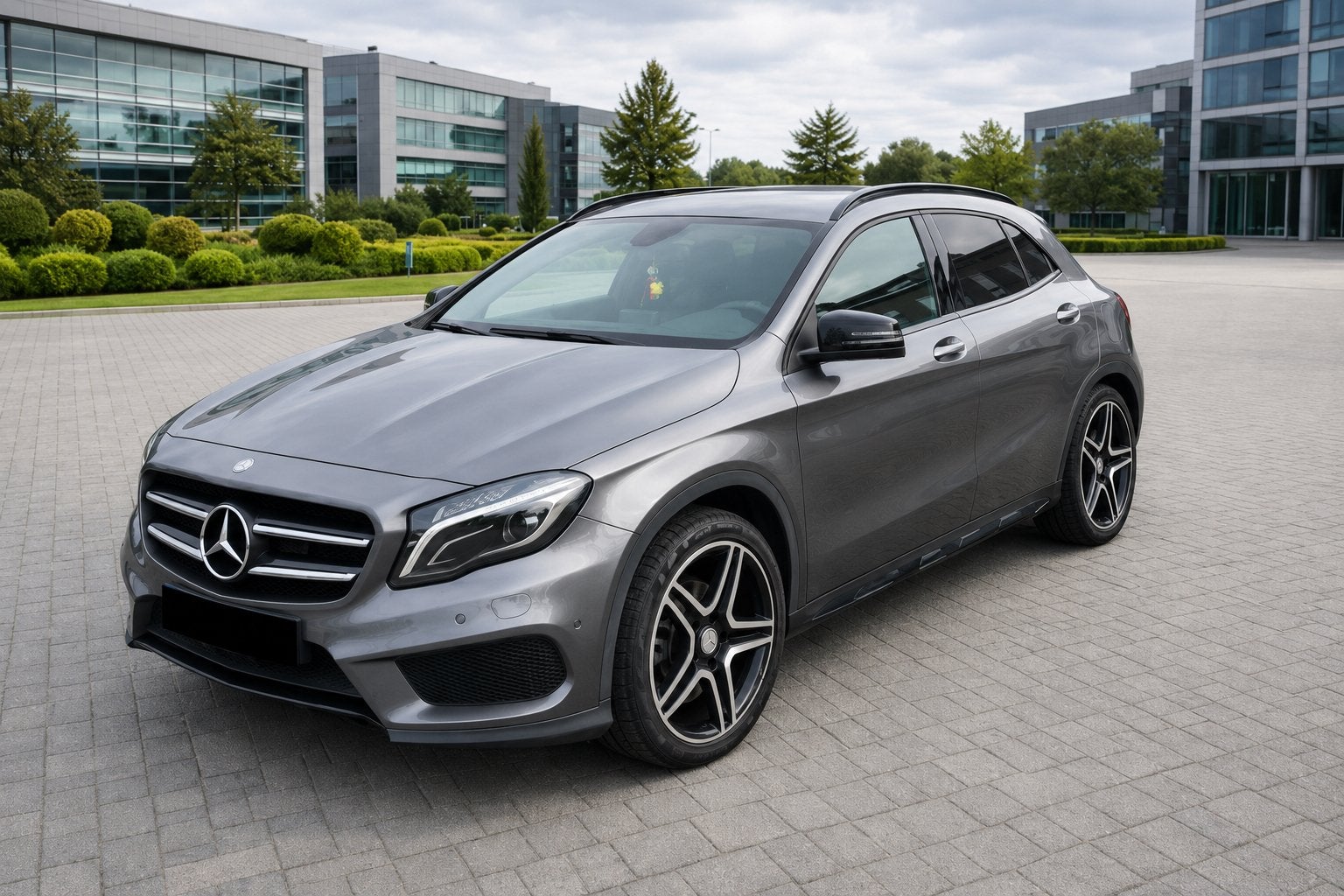 Mercedes-Benz GLA 220D AMG-lijn — 2016, Auto's, Bluetooth, Euro 6, 4 cilinders, Zwart