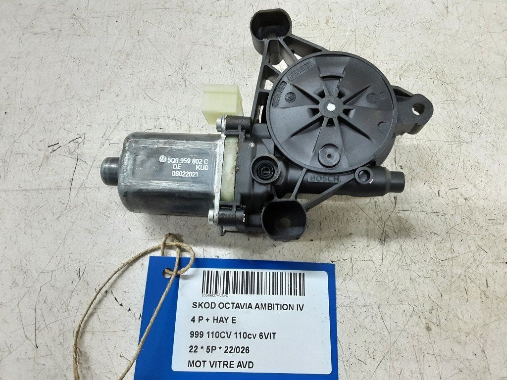 MOTOR RAAMMECHANIEK RECHTS VOOR Octavia (NXAA) (5Q0959802C), Gebruikt, Voor, Skoda
