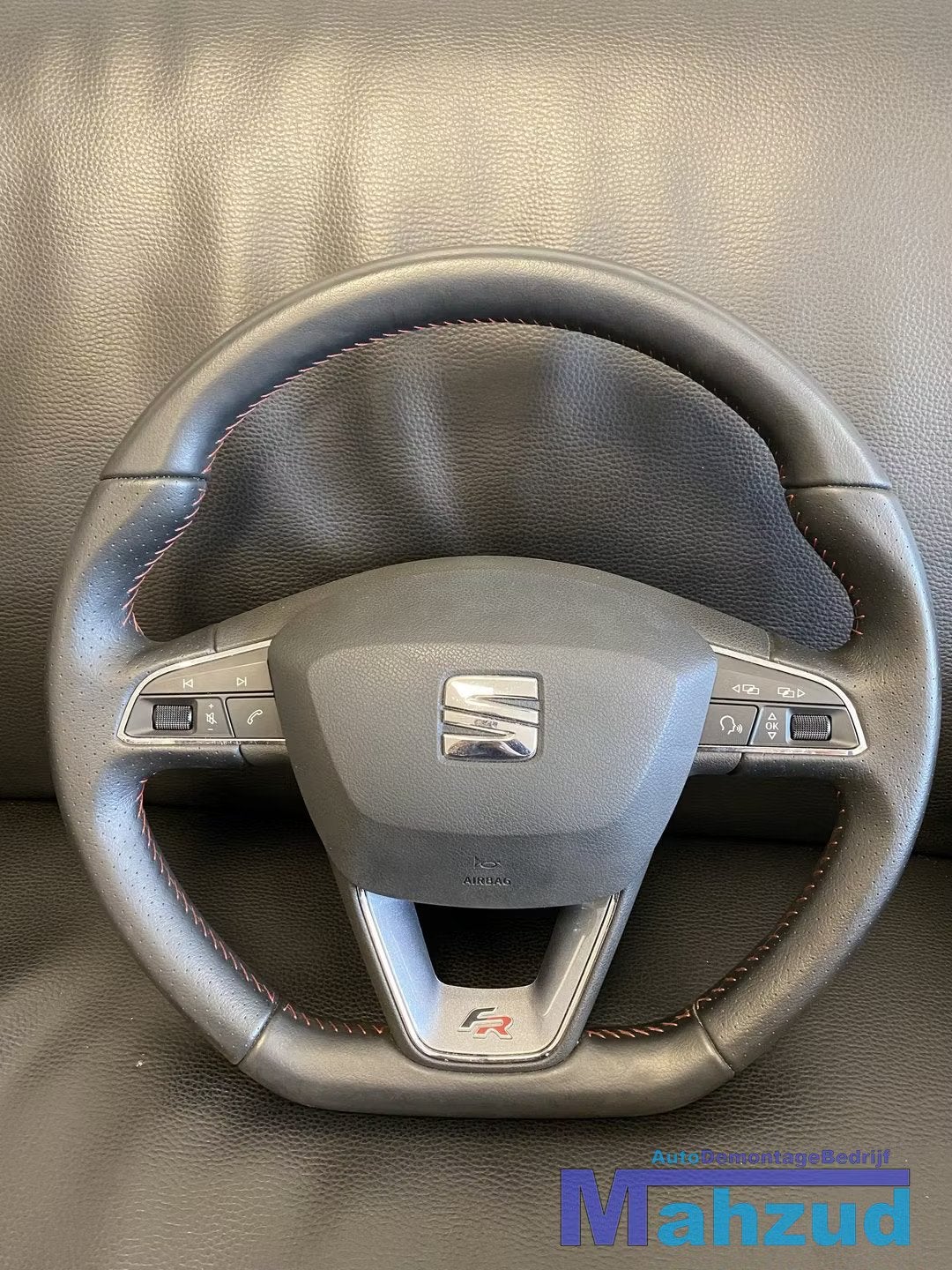 SEAT IBIZA 4 FR Stuurwiel stuur met airbag sportstuur 2016, Autovia A-2, Km 585 585
08760  Martorell, ES, SEAT S.A., Utilisé, Customercare@seat.es