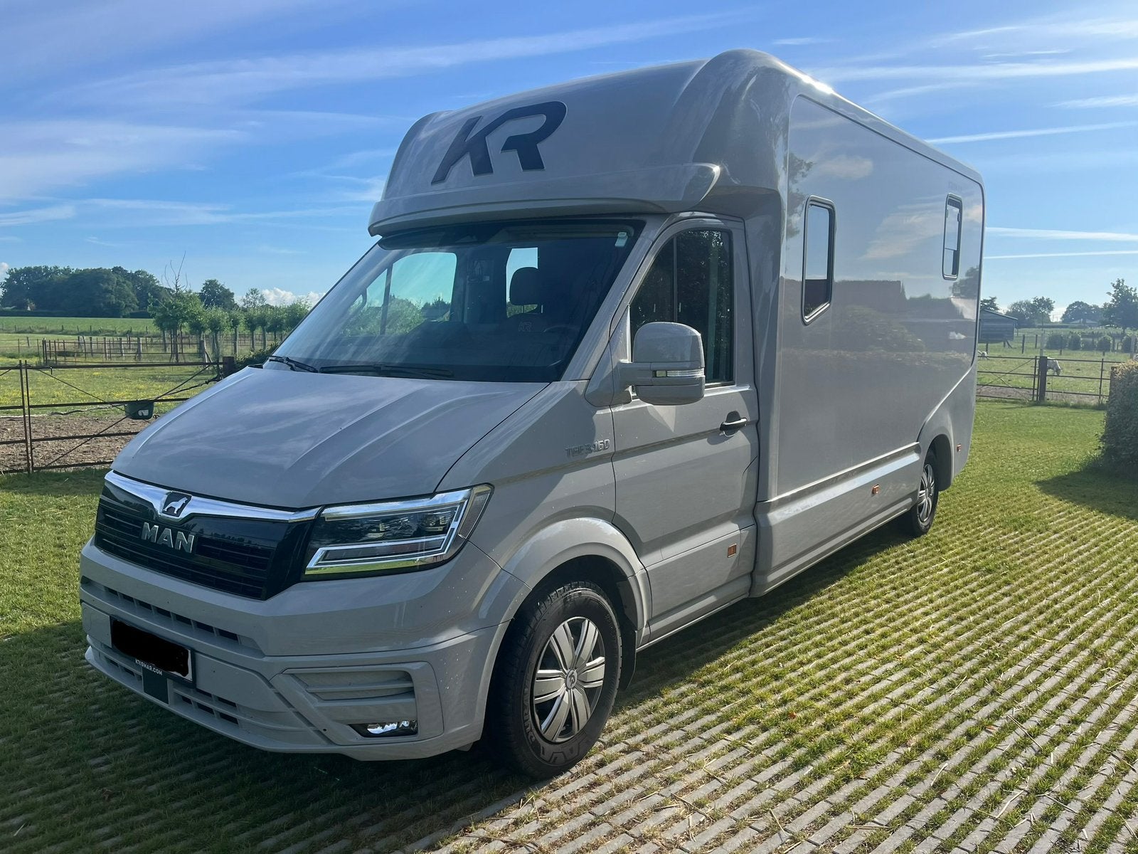 Krismar MAN TGE à cabine double 11 000 km, Enlèvement
