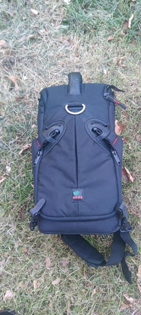 Kata slingbag fototas 3n1-10 zeer functionele camera tas, Audio, Tv en Foto, Foto | Cameratassen, Ophalen of Verzenden, Zo goed als nieuw