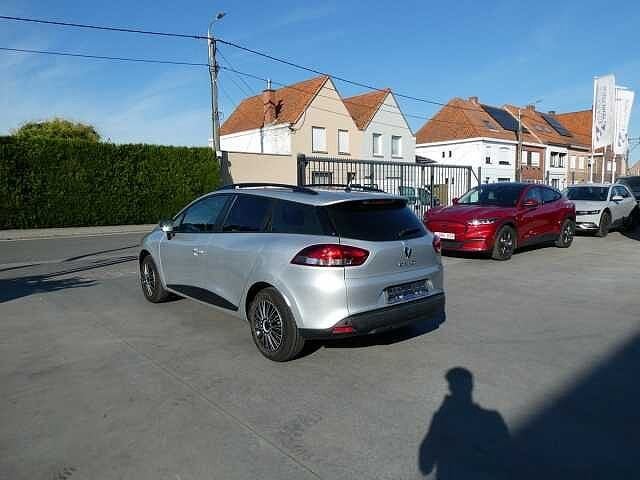 Renault Clio Break 1.2 i benzine 74pk Buisness garantie, 72 pk, 127 g/km, Bedrijf, Zilver of Grijs