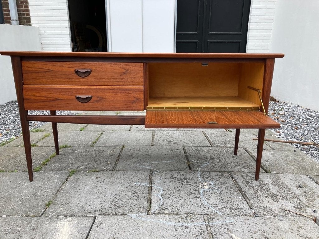 Vintage kastje – Mid Century Modern, Ophalen