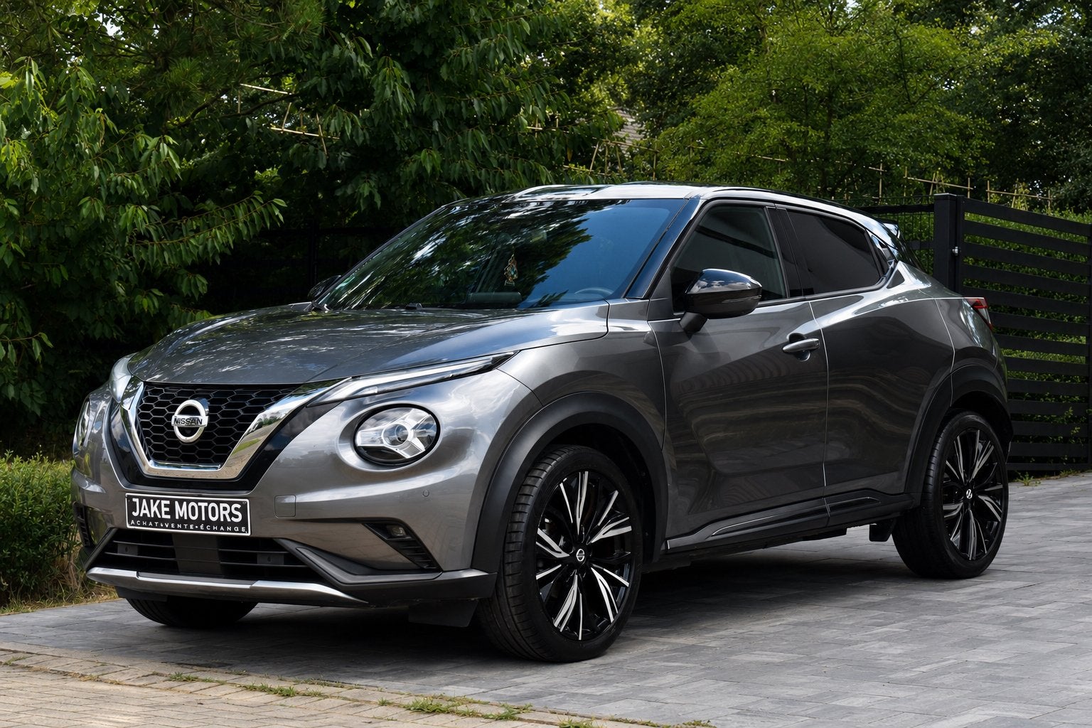 Juke DIG-T 2WD N-Connecta/JA 19/GARANTIE/, Auto's, Nissan, Voorwielaandrijving, Zwart, 4 cilinders, Leder