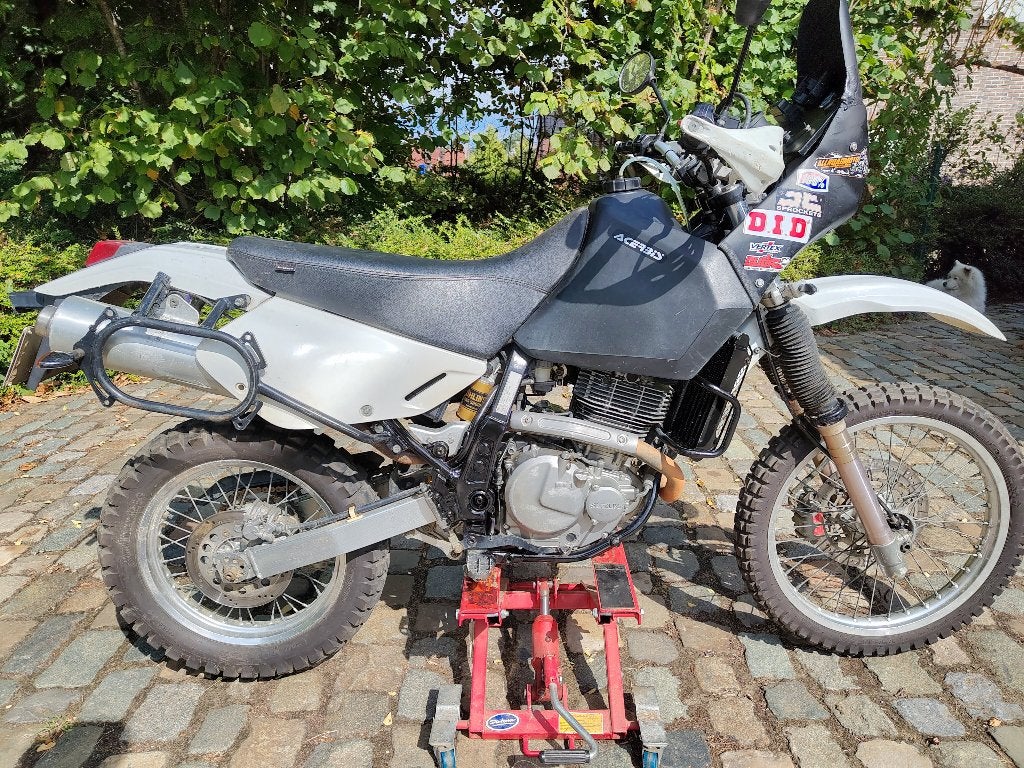 Suzuki DR 650 SE, Motos, Motos | Suzuki, Permis Moto A, Moto de cross, 650 cm³, 12 à 35 kW