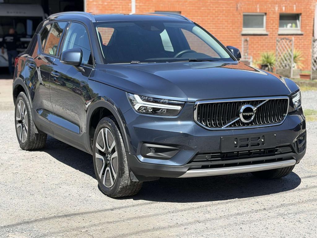 Volvo XC40 XC40 1.5 T2 Momentum Pro MARCHAND/EXPORT, Auto's, Voorwielaandrijving, Gebruikt, Leder, 5 deurs