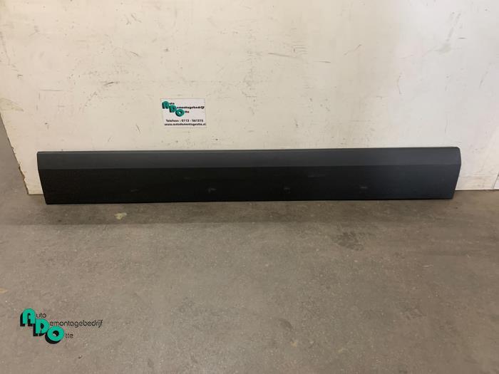 Bande décorative d'un Mercedes Sprinter (Sprinter 06-), Autos : Pièces & Accessoires, Carrosserie & Tôlerie, 3 mois de garantie