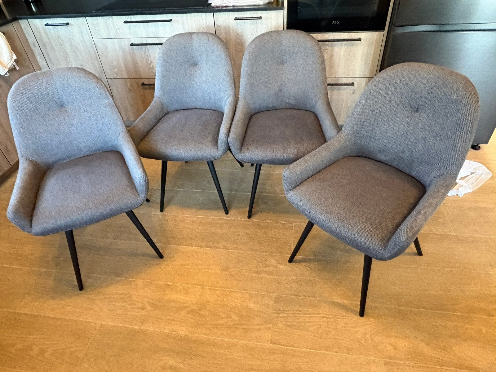 4 stoelen, Ophalen, Zo goed als nieuw