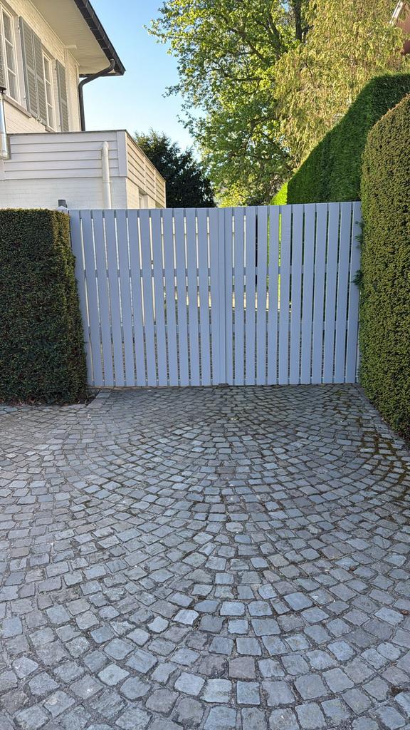 Portail électrique, le bois fonctionne parfaitement, Enlèvement, Comme neuf, Bois