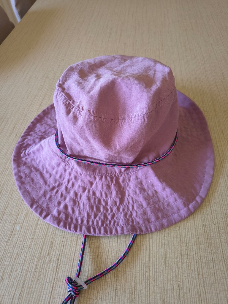 Joli chapeau de soleil Zara taille S, 55 cm (S, 6⅞ pouces) ou moins, Enlèvement ou Envoi, Zara, Chapeau