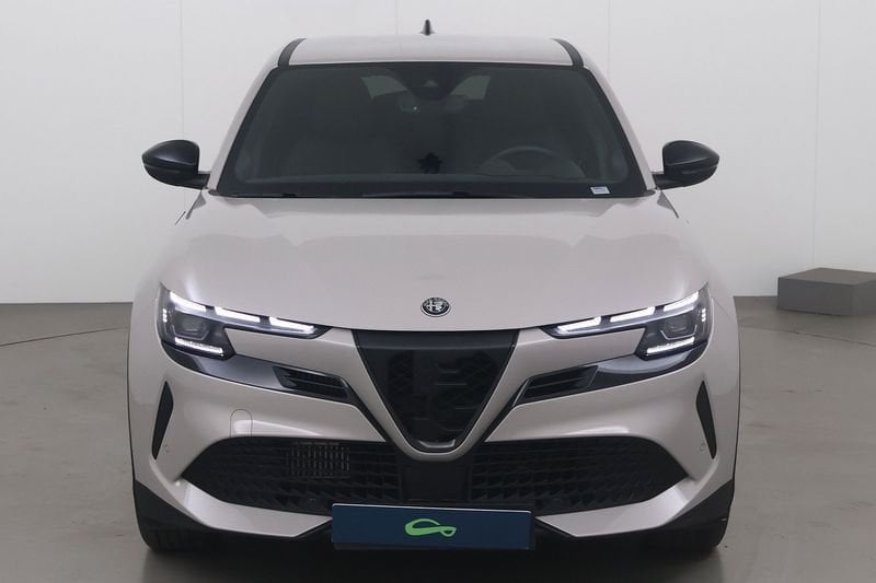 Alfa Romeo Junior 1.2 turbo hybrid speciale 145 AT, Autos, 100 kW, Euro 6, Entreprise, Cruise Control