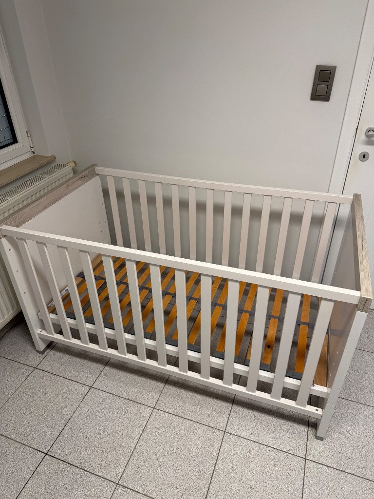 Babybedje, Ophalen, Zo goed als nieuw, Overige typen