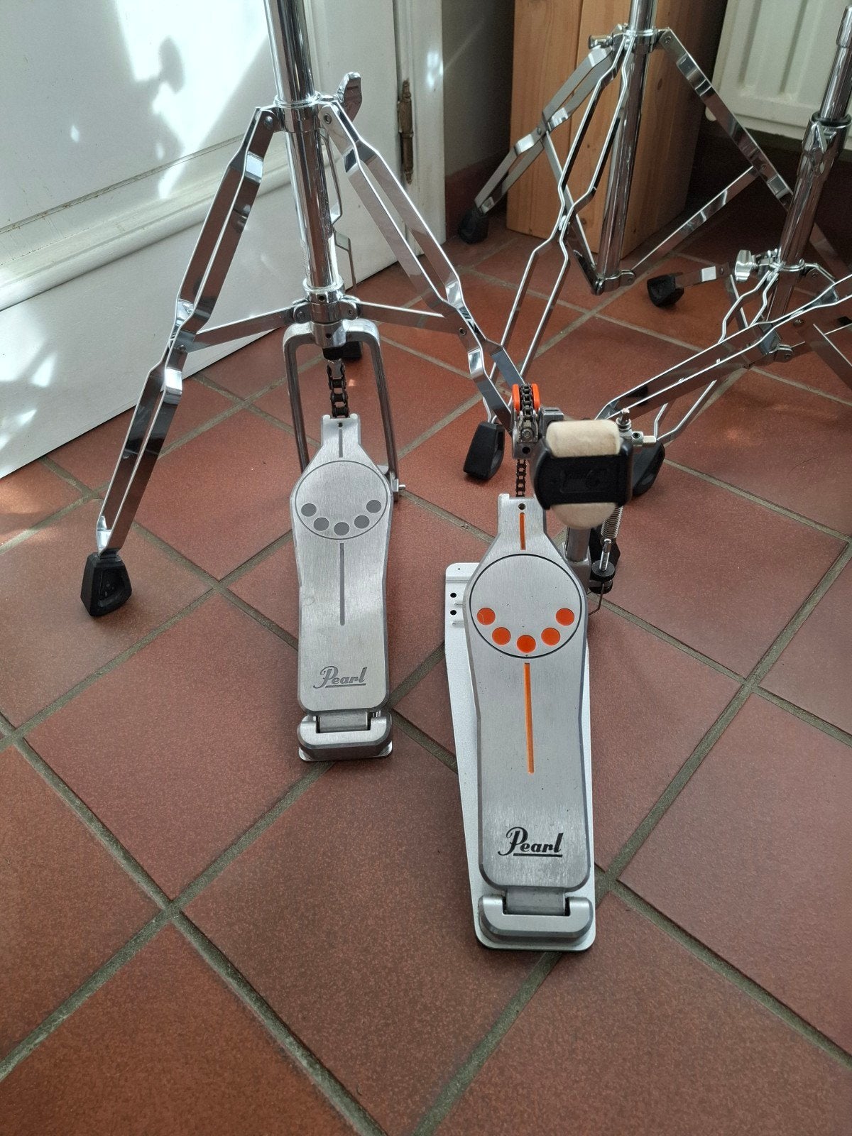 Pearl compleet hardware pakket voor uw drumstel in zgst, Ophalen, Zo goed als nieuw, Drums of Percussie
