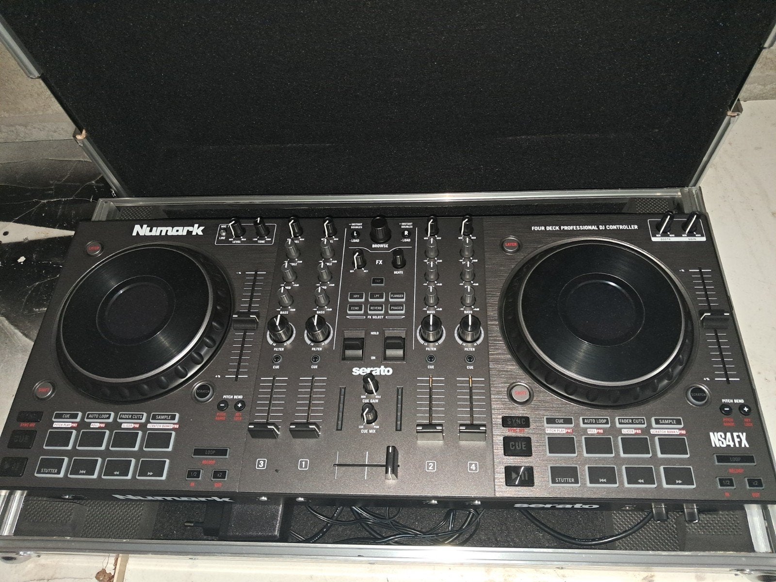 Console DJ Numark FLX4 absolument neuve en flight, Enlèvement, Neuf