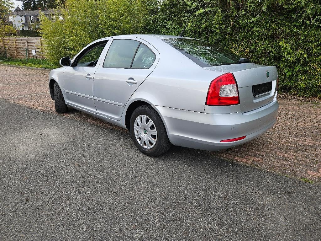 Skoda Octavia 1.2 TSI DSG BOITE AUTO. CT OK+CAR-PASS, Euro 5, Stof, Zwart, 4 cilinders