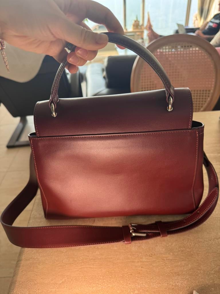 Bordo leather shoulder bag Kacharovska, Handtassen en Accessoires, Tassen | Damestassen, Zo goed als nieuw, Ophalen of Verzenden