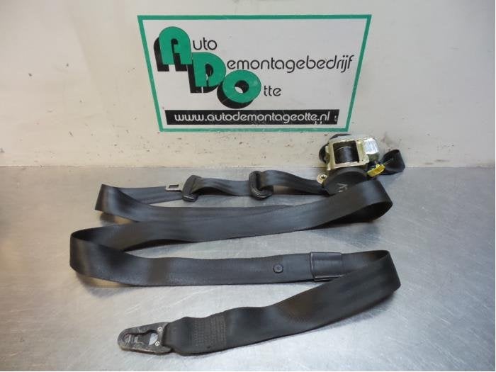 Ceinture de sécurité avant gauche d'un Audi A4 (A4 01-), -, 3 mois de garantie, Audi, Utilisé