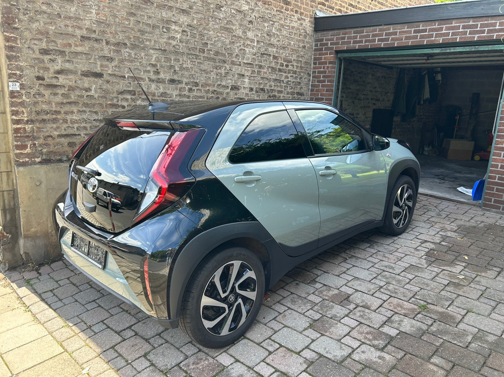 Toyota aygo X 1.0 essence version pulse bicolor de 2025, Bluetooth, Achat, Euro 6, Boîte manuelle