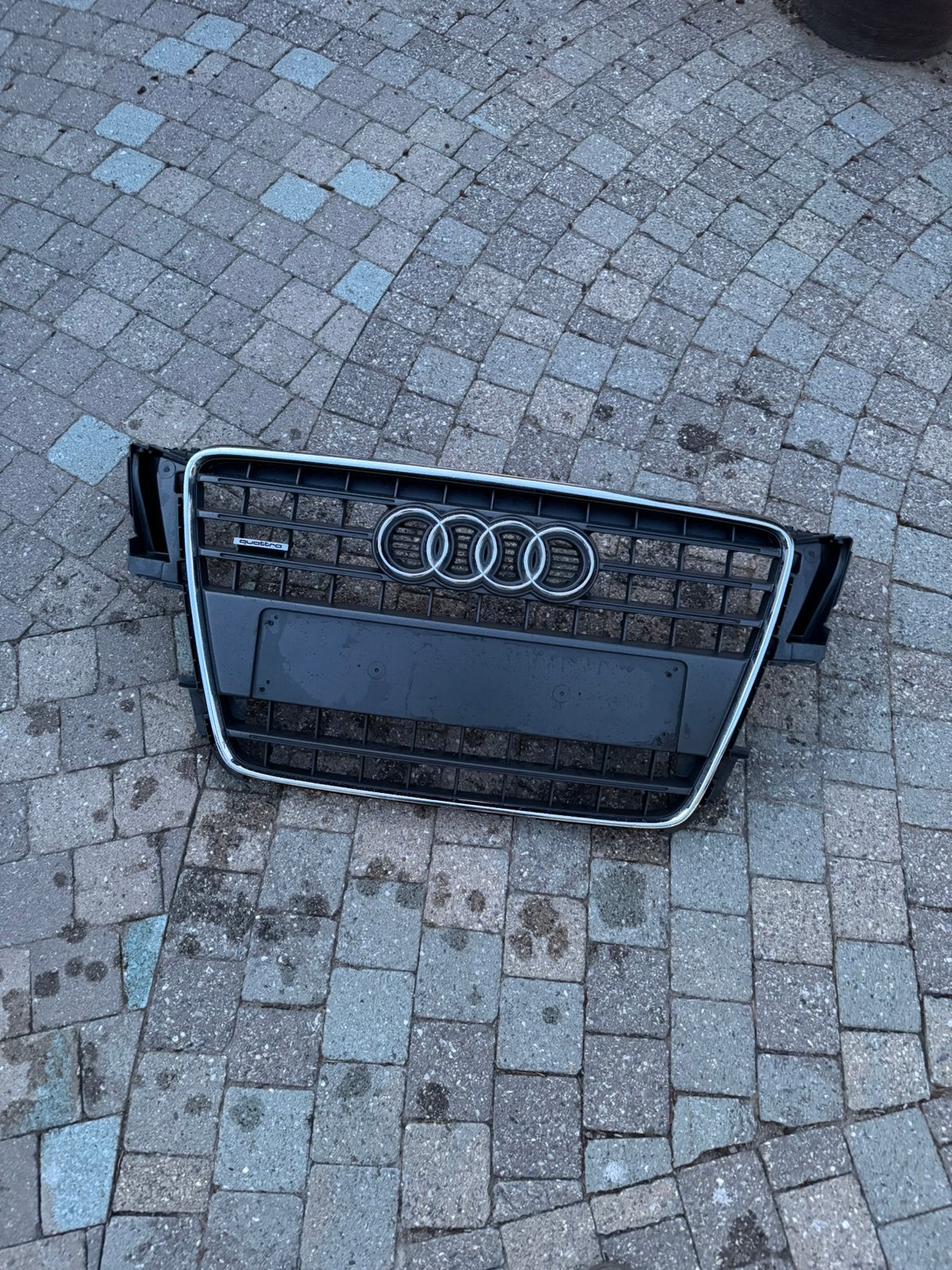 Audi A5 b8 grill, Ophalen, Audi