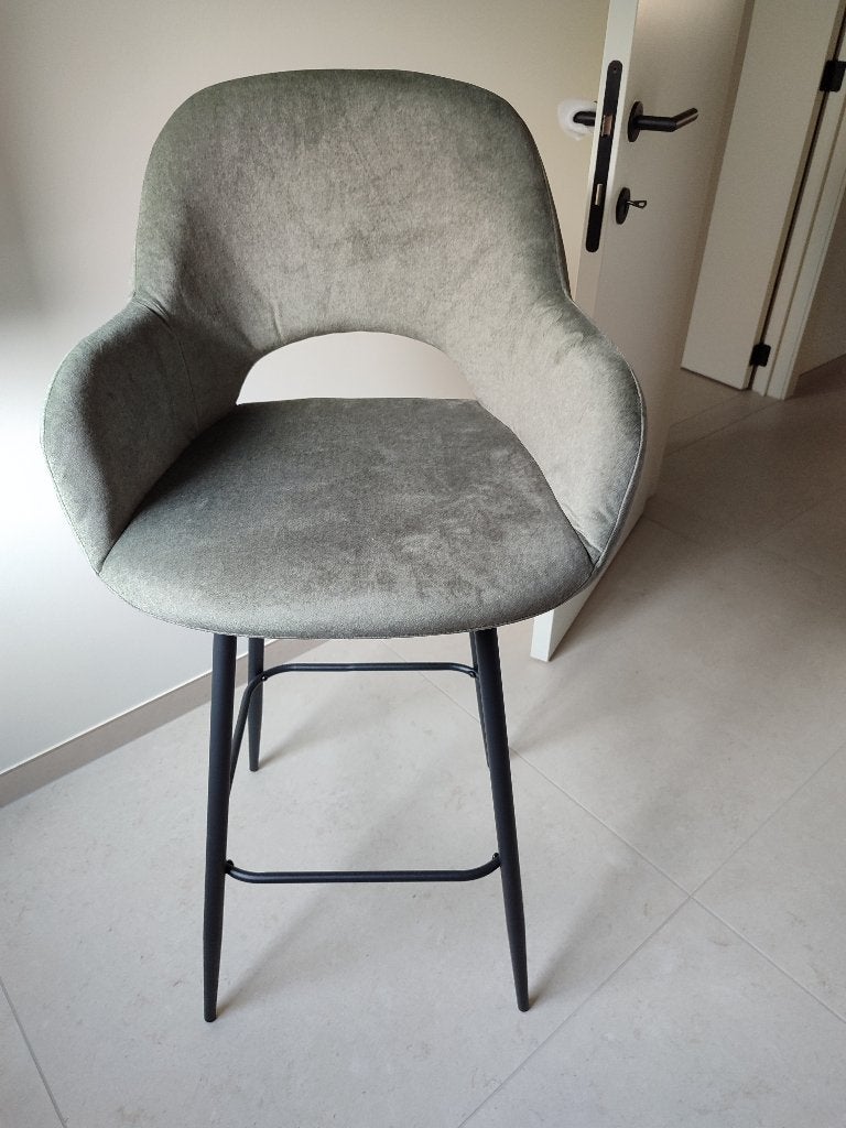 4 tabourets de bar en velours vert non utilisés, Maison & Meubles, Enlèvement