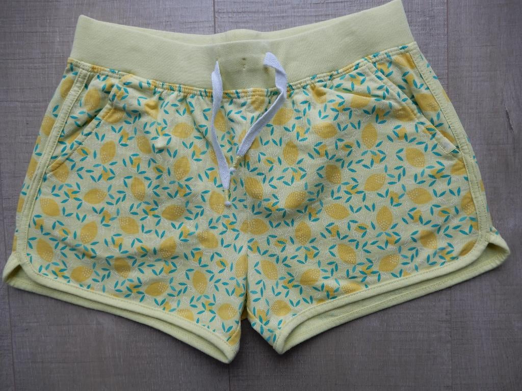 Short Okaidi 6 ans, Enfants & Bébés, Vêtements enfant | Taille 116, Pantalon, Enlèvement ou Envoi, Okaidi, Utilisé