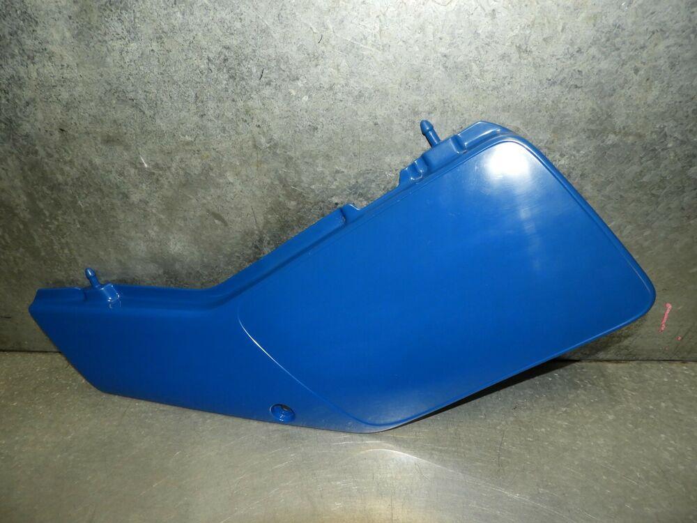 DR650 1991 - 1995 Suzuki Kuipdeel Kuipdeel zijflank D1-44185, Motos