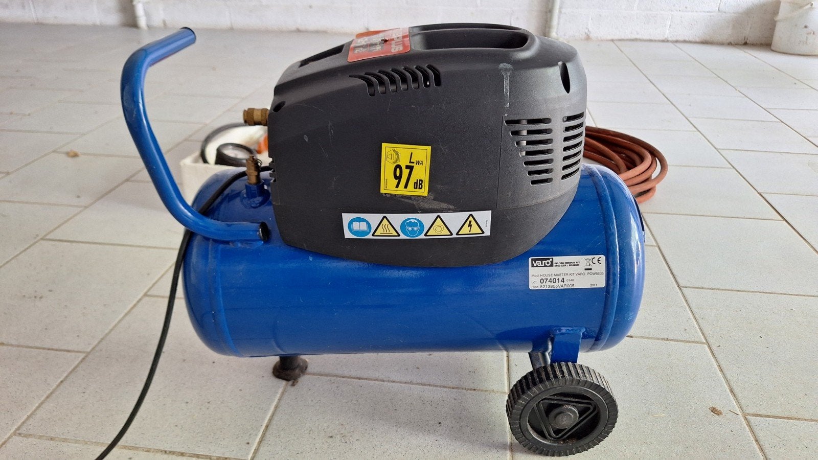 Compressor met accessoires verkopen, Ophalen