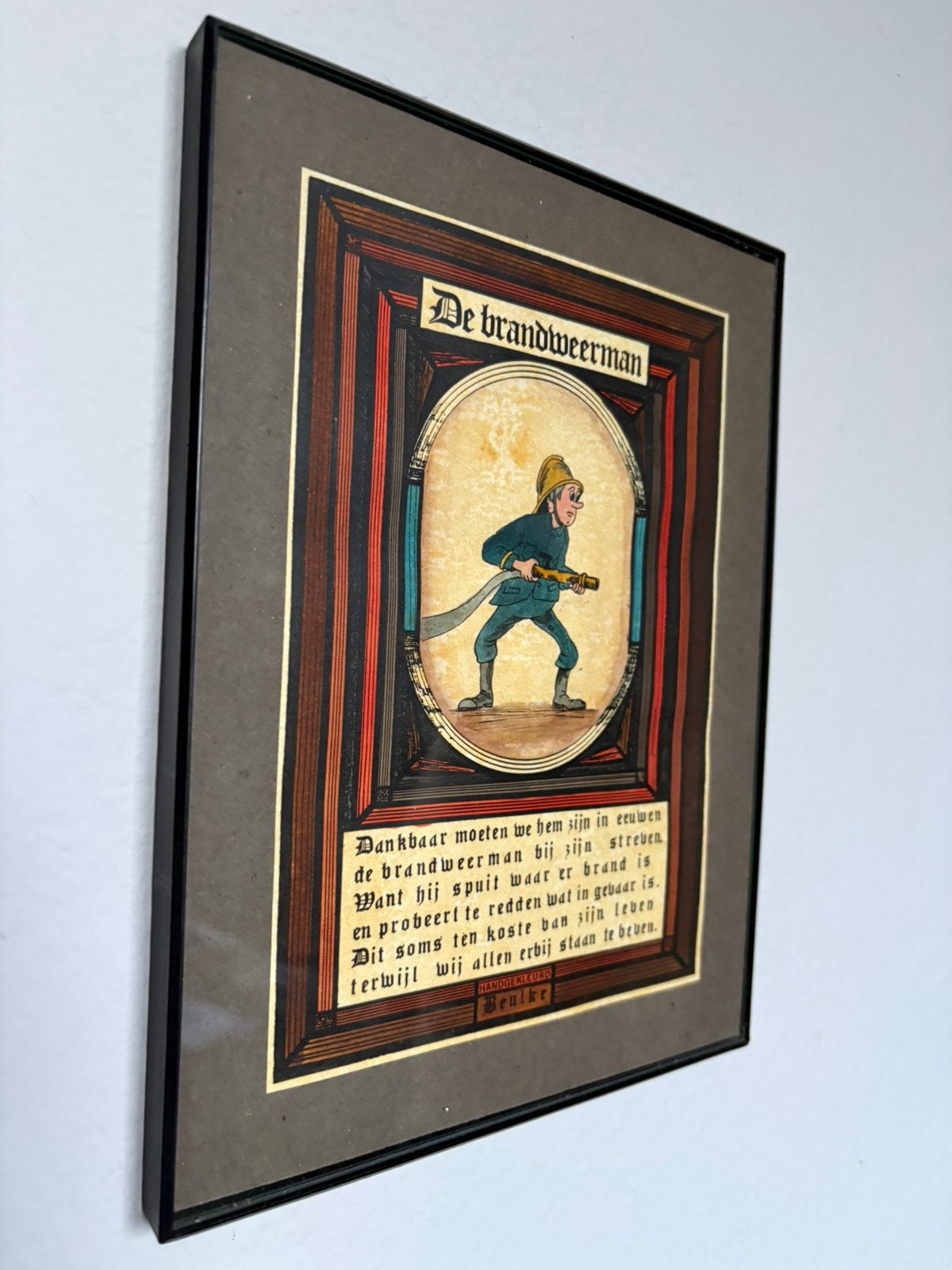 Ingetekende Prent De Brandweerman - Handgekleurd 18x24, Handgekleurd, Dagelijks leven, 1950 - 1999, Ophalen of Verzenden