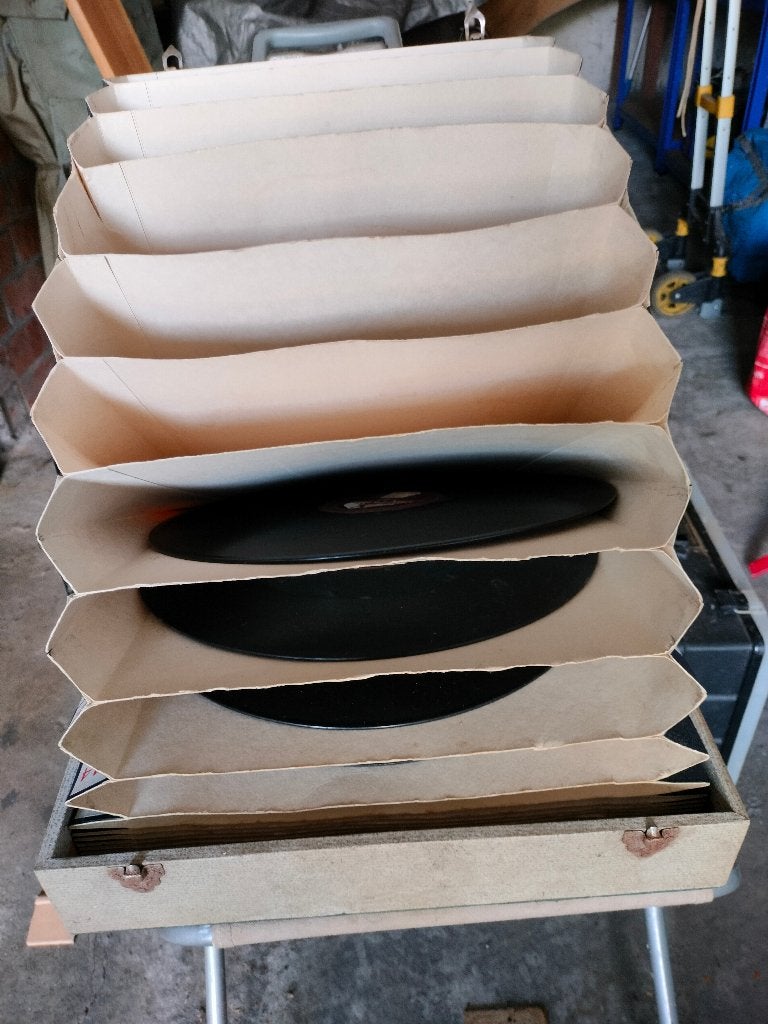 lampenradios en bakelieten 75 toerenplaaten, Ophalen