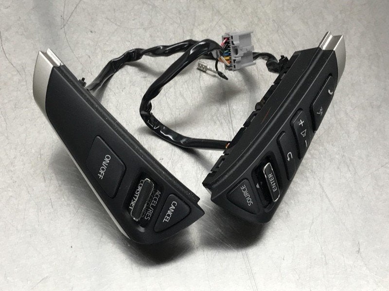 COMMANDE DE RADIO AU VOLANT Murano (Z51) (|255501AA4A|), Utilisé, Nissan