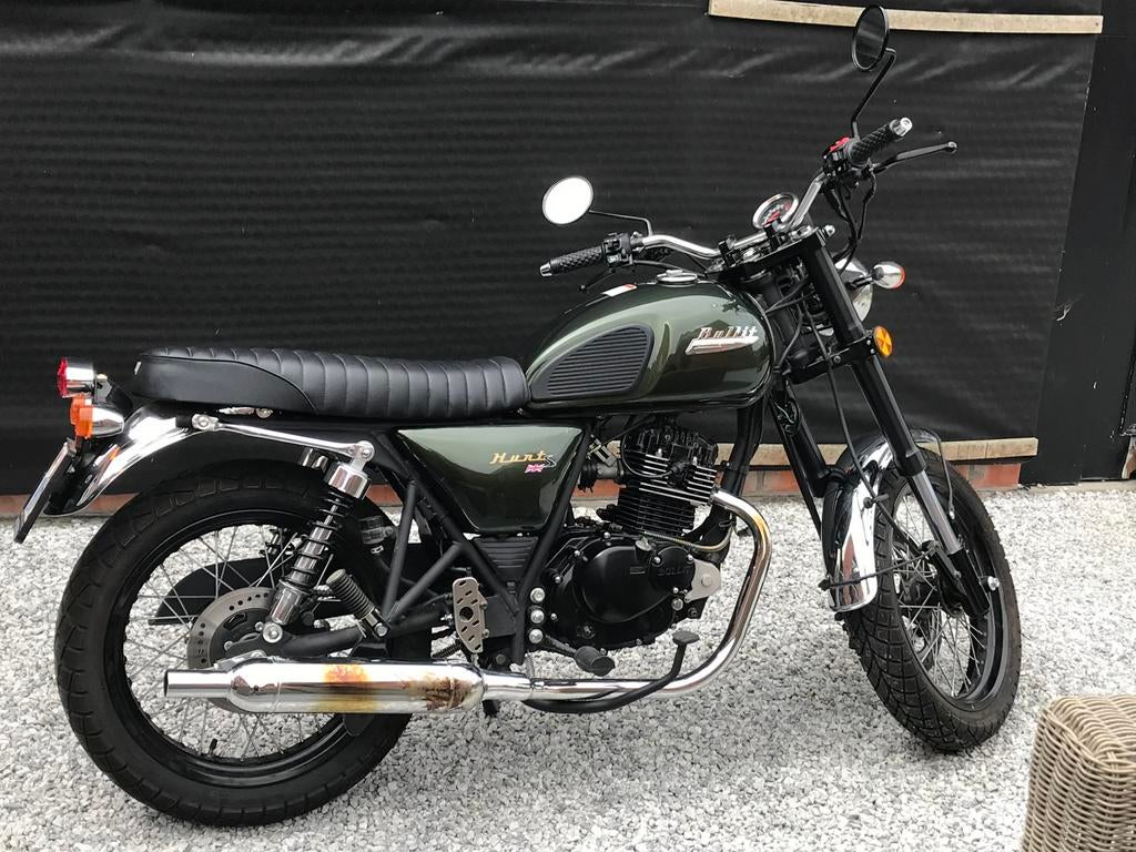 Motor 125cc bullit hunt, Fietsen en Brommers, Ophalen, Zo goed als nieuw