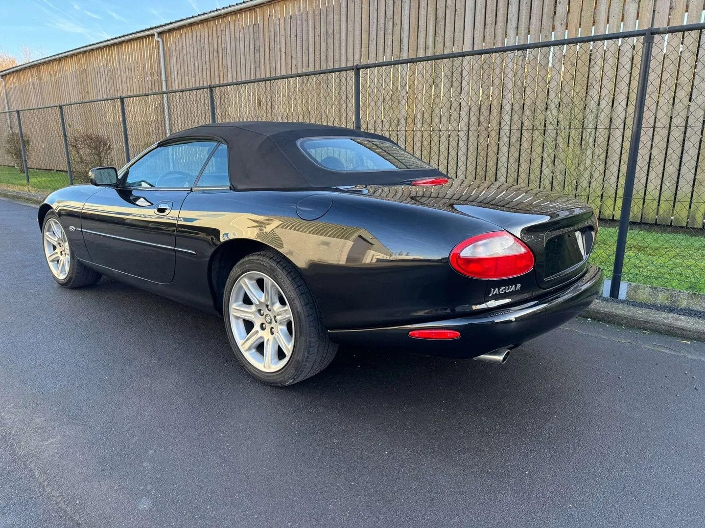 Jaguar XK XK8 4.0i V8 32v Convertible (Matching numbers), foto 4