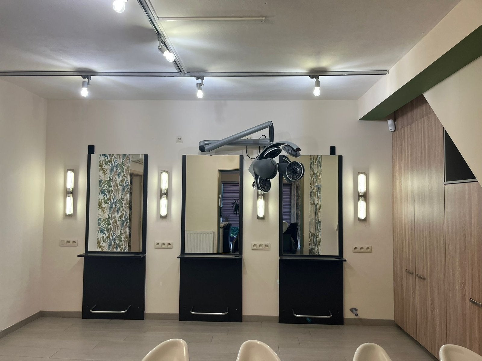 Mobilier de salon de coiffure à vendre, Articles professionnels, Exploitations & Reprises
