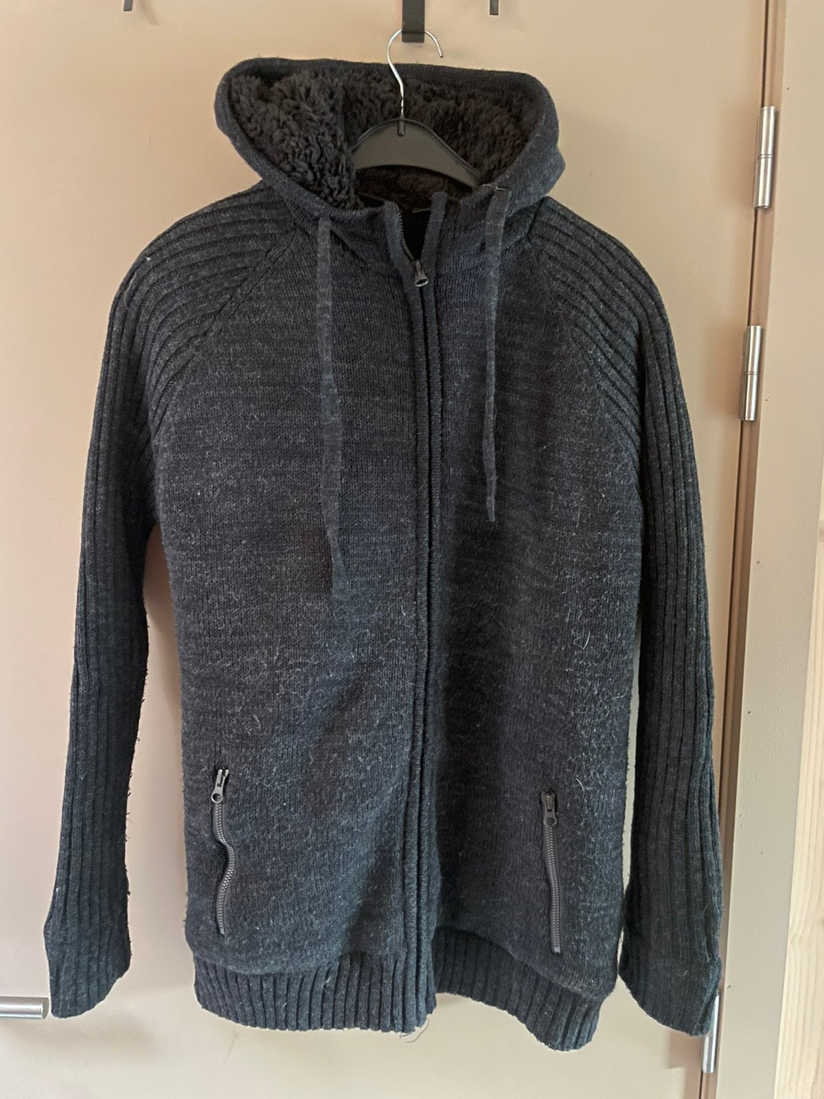 Warme trui/vest, Ophalen, Zo goed als nieuw, Maat 52/54 (L)