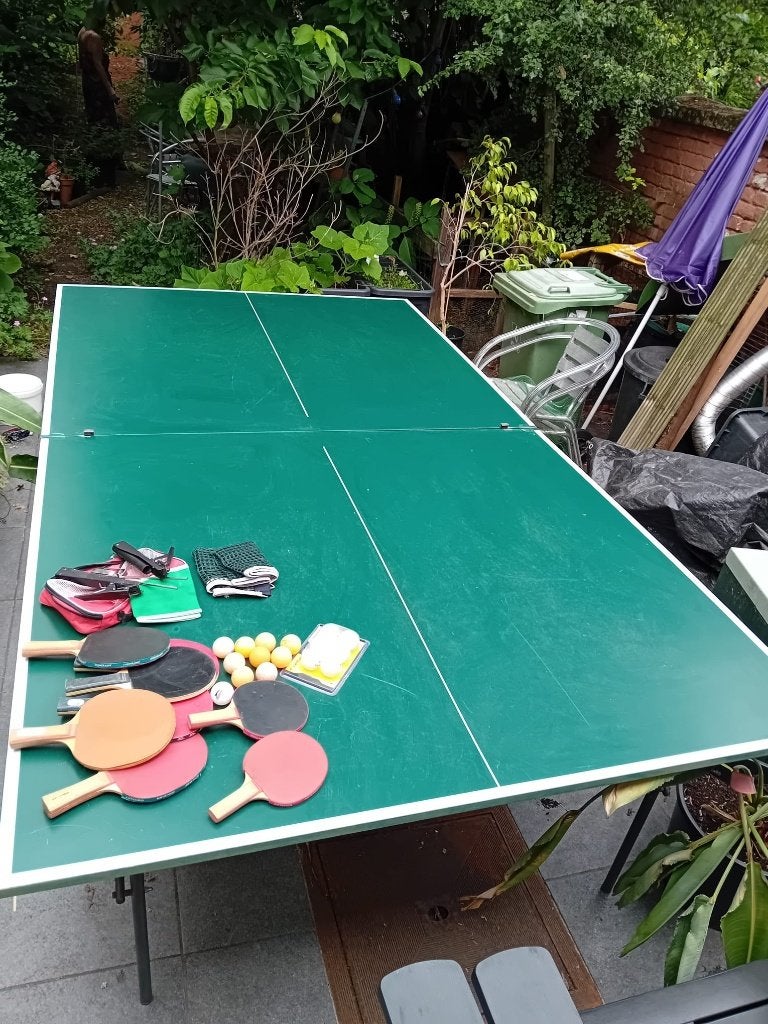 outdoor ping pong tafel  - merk Sven, Sport en Fitness, Tafeltennis, Ophalen, Gebruikt, Tafel Outdoor, Verrijdbaar