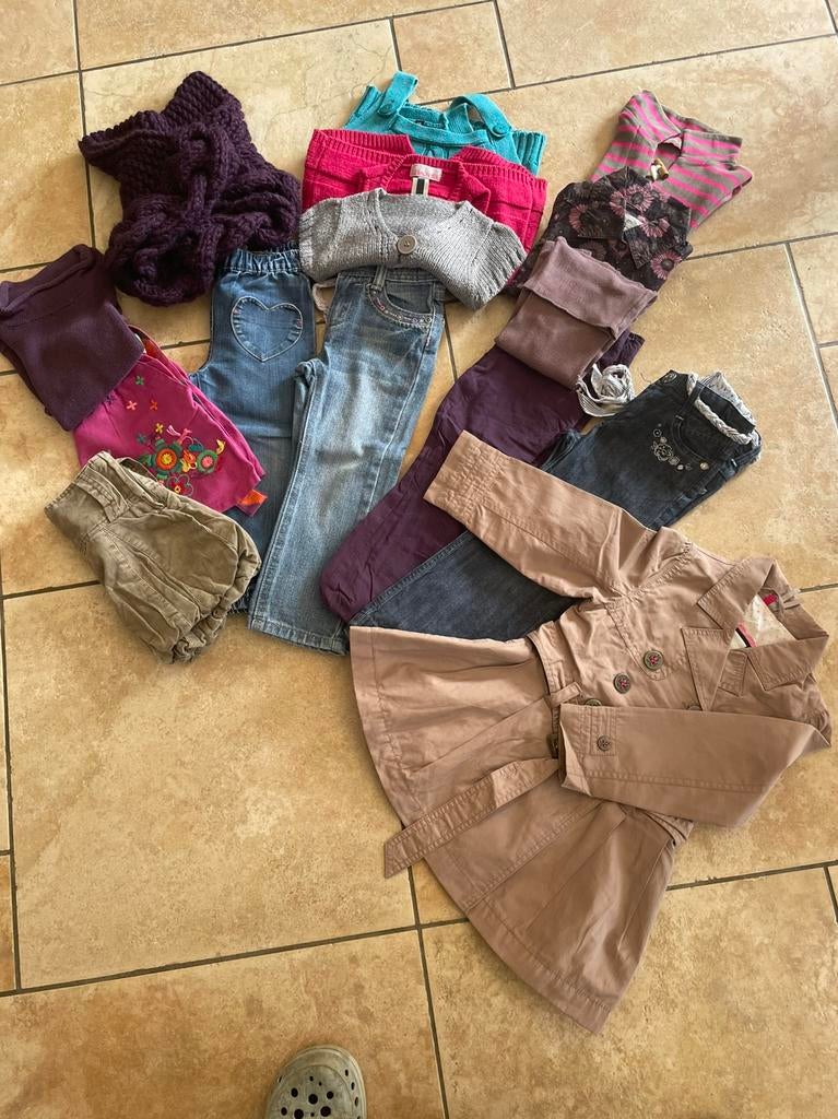 Lot vetements fille, Enlèvement ou Envoi, Utilisé, Taille 98
