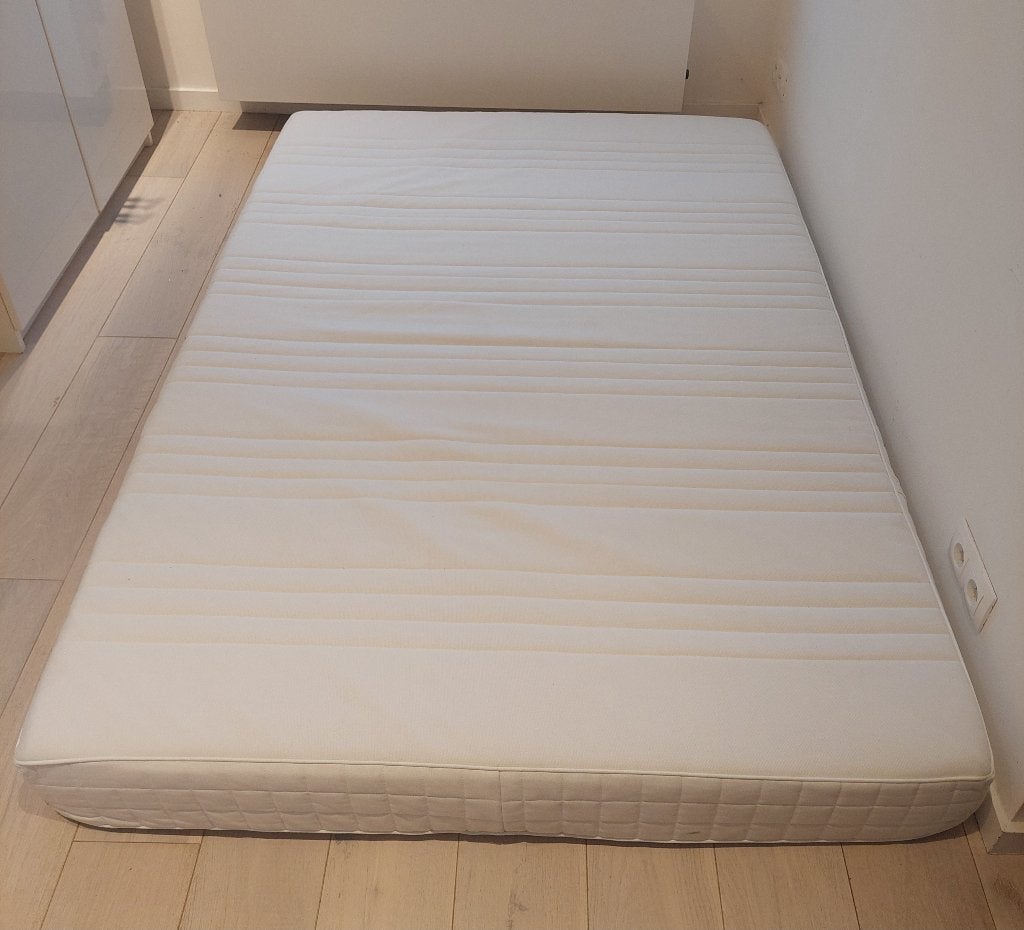 Matras IKEA 140x200, Ophalen, Gebruikt, 140 cm, Twijfelaar