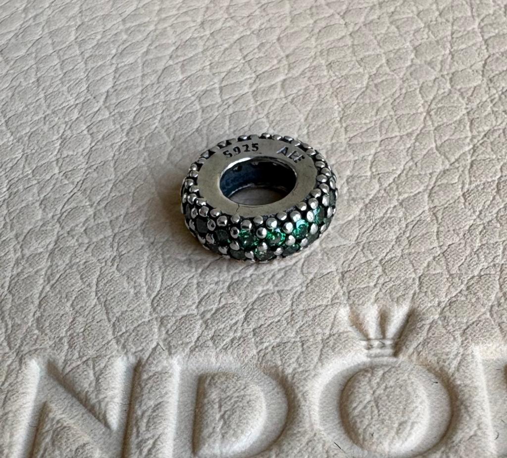 Pandora groene Pavé spacer, Pandora, Nieuw, Ophalen of Verzenden, 1 bedel