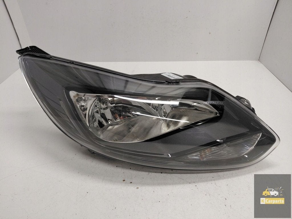 BM51-13W029-CK, ampoule droite noire fonc e pour Ford Focus, Info@ford.com, Ford Motor Company, American Road 1
48126  Dearborn
